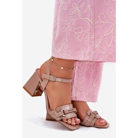 EVento Kožna lakirana ženska sandala na pošti bež 1