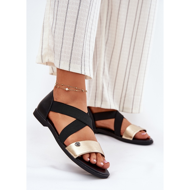 EVento Ravne ženske sandale s fleksibilnim crnim i zlatnim prugama crno 2