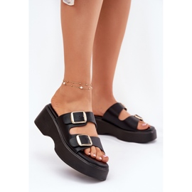 Inna Ženski klip na klinu i platformi s crnim kopčama crno 2