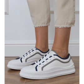 Ženske bijele tenisice na platformu bijela 2