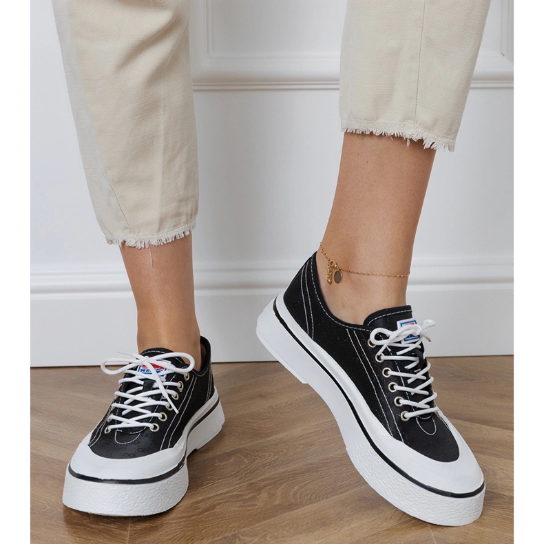 Crne ženske tenisice s platformom crna 2