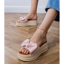 Ružičaste papuče na platformu s mašnom ružičasta 2