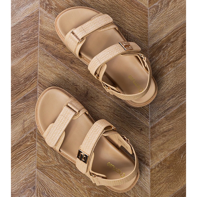 Bež sandale na platformi s naramenicama na čičak 2