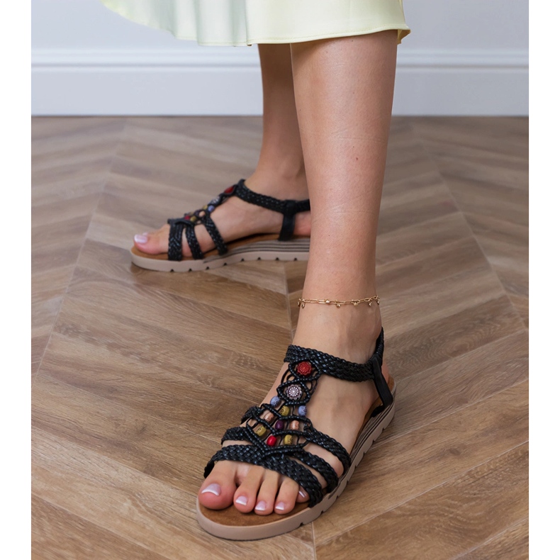 Crne pletenice sandale ukrašene perlama crno 1