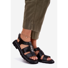 Ženske kožne sandale lakirane s ukrasnim detaljima Artiker 56C0691 crno 1