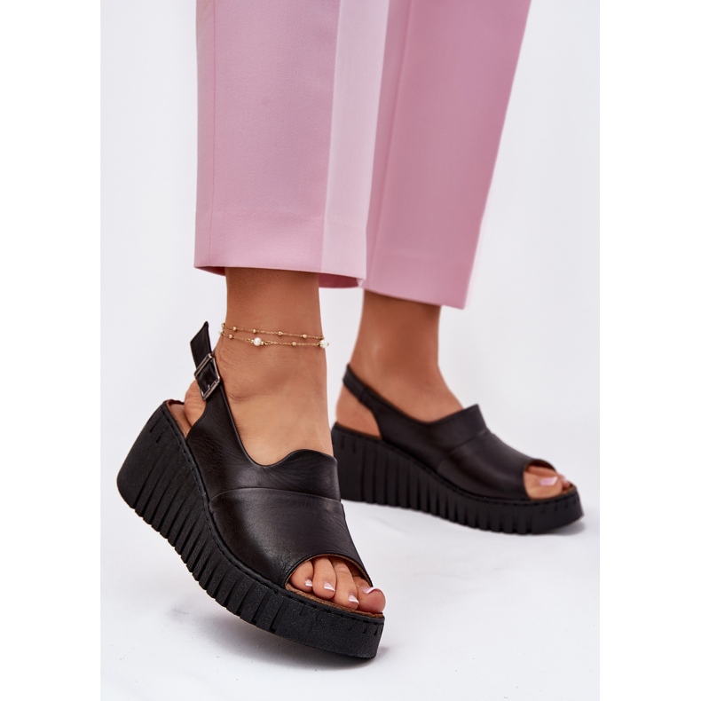 ARTIKER Ženske sandale izrađene od prirodne kože na klinu Artker 54c0791 crno crna 2