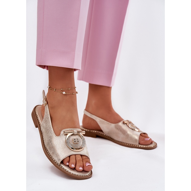 S.Barski Elegantne sandale s dekoracijom s ravnim petom S. Barski KV51-003 zlato zlatni 2