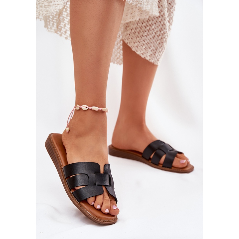 Ženske papuče s eko kožom crnom kožom 2