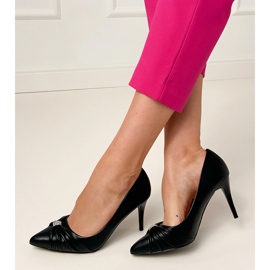 Crne klasične pumpe na pin s cirkonima crna 1