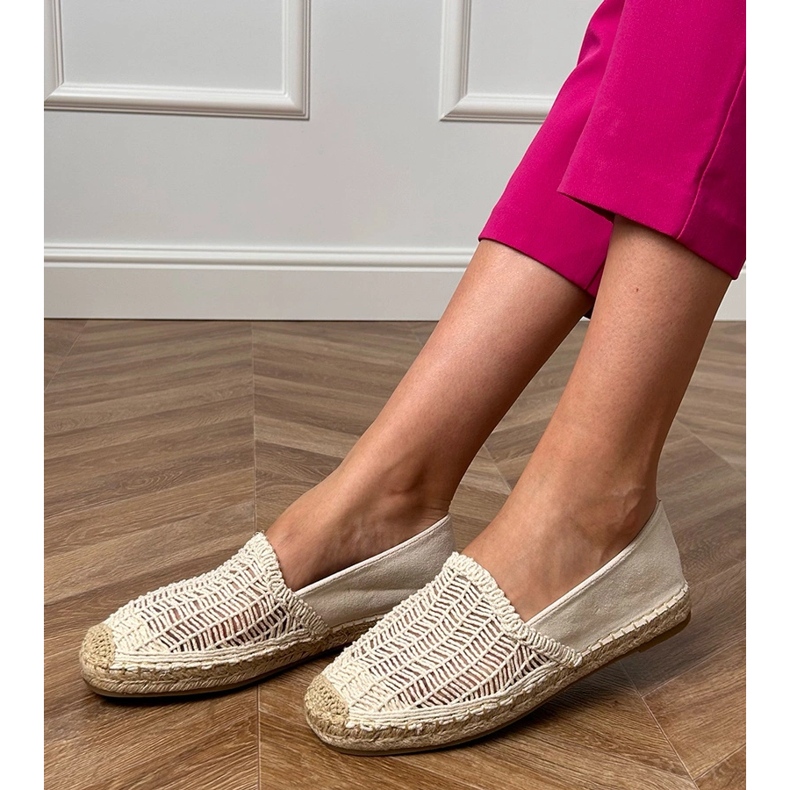 Bež otvoreni espadrilles na platformi 1
