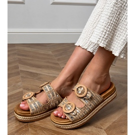 Bež pletenice s šljokicama na prugama 1