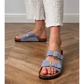 Plavi prelepovi s stezaljkama na plutama plava 1