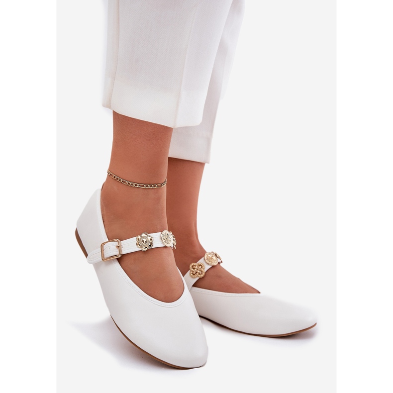 Ženske balerine s pojasom i zlatnim igle bijelim bijela 1