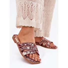 Ukrašene ravne burgundske zaklopke crvena 2