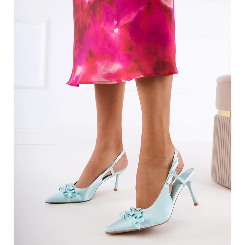 Zelene pumpe na iglici s lukovima zelena 1