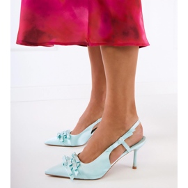 Zelene pumpe na iglici s lukovima zelena 2