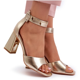 Evento Elegantne ženske sandale na visoku petu zlatne boje zlatni 4