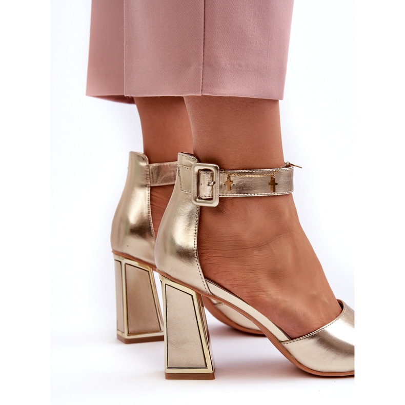 Evento Elegantne ženske sandale na visoku petu zlatne boje zlatna 2