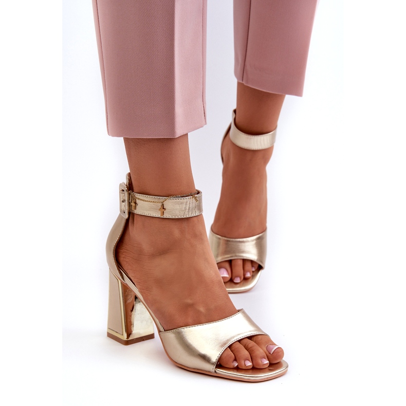 Evento Elegantne ženske sandale na visoku petu zlatne boje zlatna 1