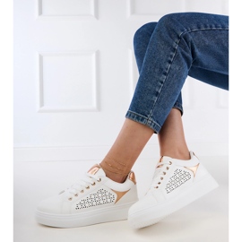 Bijele tenisice sa zlatnim umetcima na platformi bijela 2