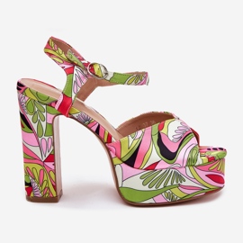 Sandale s uzorkom na posta i ružičasto-zelenoj platformi ružičasta 1