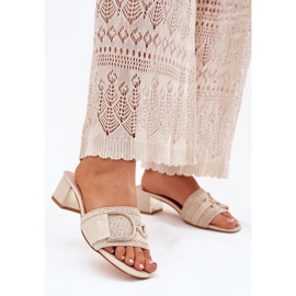 Ženske visoke potpetice s ukrasnim detaljima bež 2