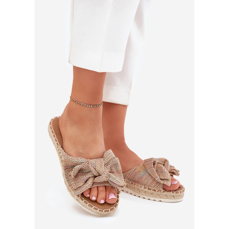 Ženski klip na platformi s pletenom i višebojnim lukom višebojan 1