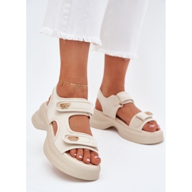 EVento Ženske sandale sa zlatnim detaljima bež 2