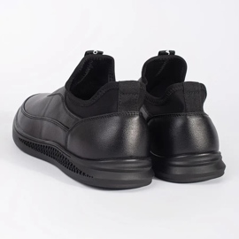 Kliznuo sam u cipele s eko kože crna 1