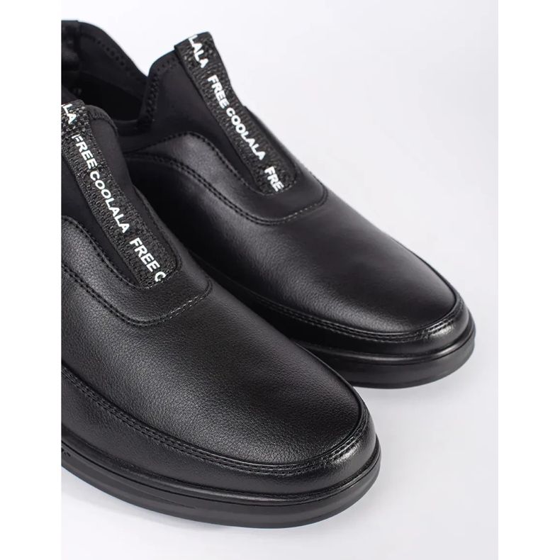 Kliznuo sam u cipele s eko kože crno 2