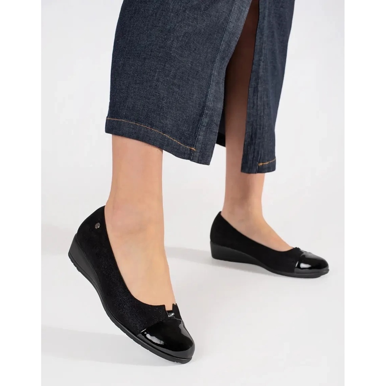 Goodin Crne cipele s lakiranim nožnim prstima crno 1