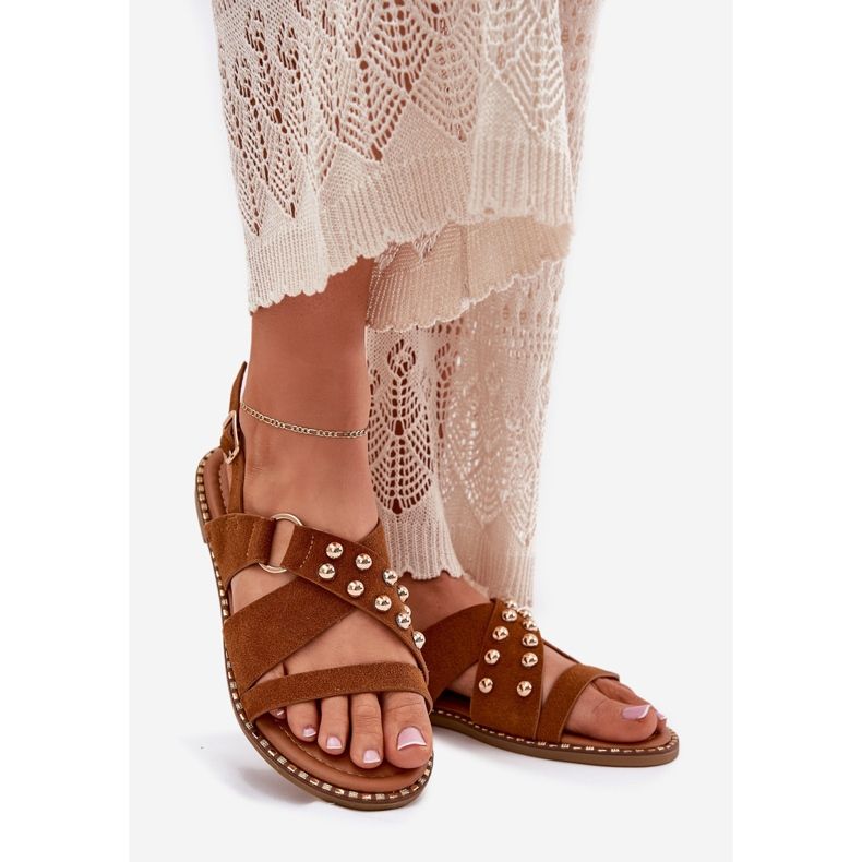 Ženske sandale s ravnim slovima sa zlatnim klinovima deva smeđa 1