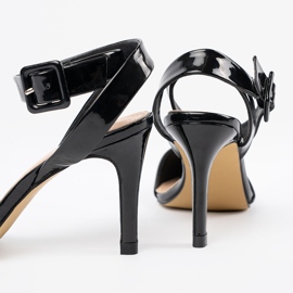 Shelvt Crne lakirane pumpe na štikli crna 1