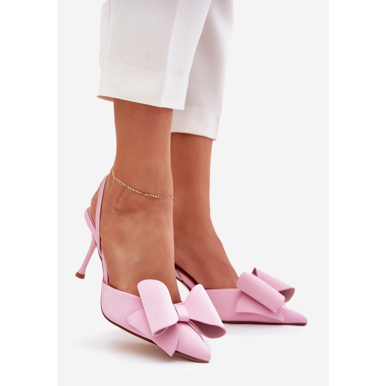 Visoke potpetice golim potpeticama i ružičastim lukom ružičasta 1
