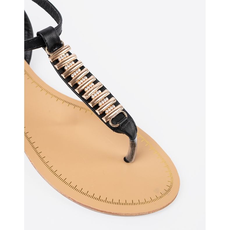 Crne ženske sandale sa zlatnim ukrasima crno 1