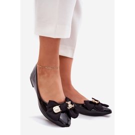 Oslikane balerine lukom i zlatnim broševima crna 1