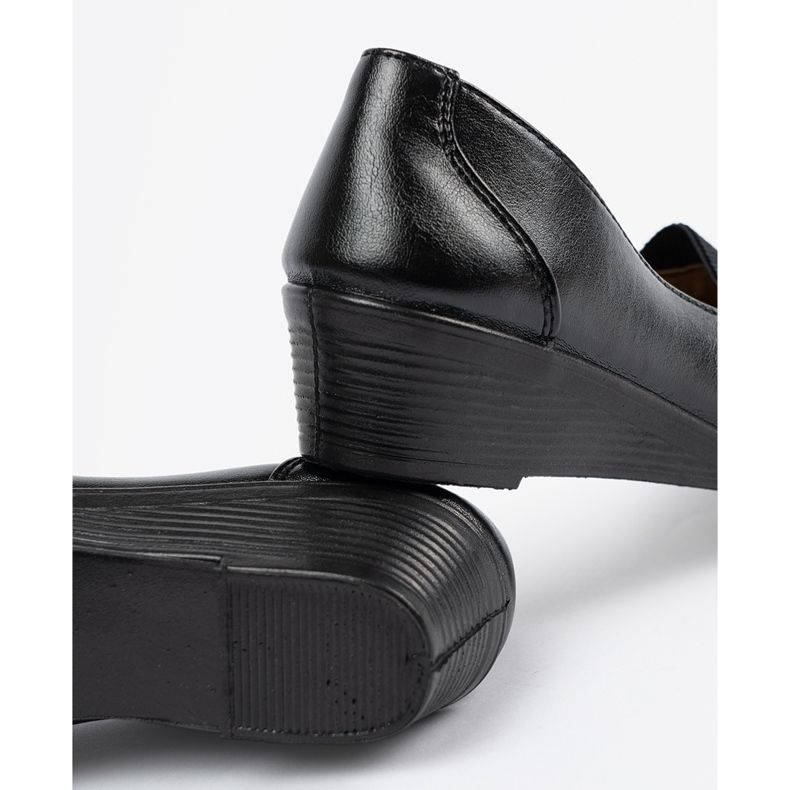 Klasične crne ženske cipele crno 1