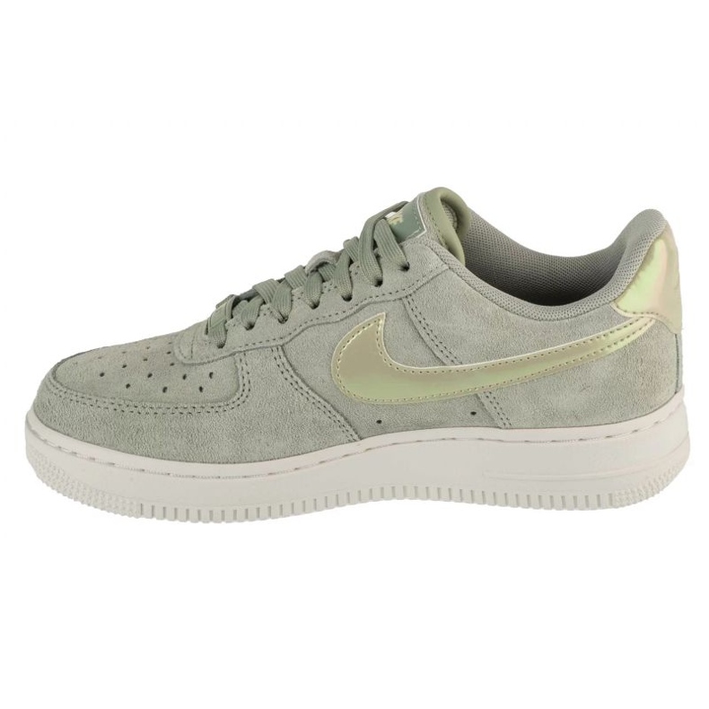 Nike Air Force 1 07 SE u HJ4401-300 zelena 1