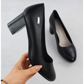 Pumpe na crnom Sergio Leone PB178 post 1