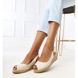Bež sandale Espadrilles na klinu Nevarez 2