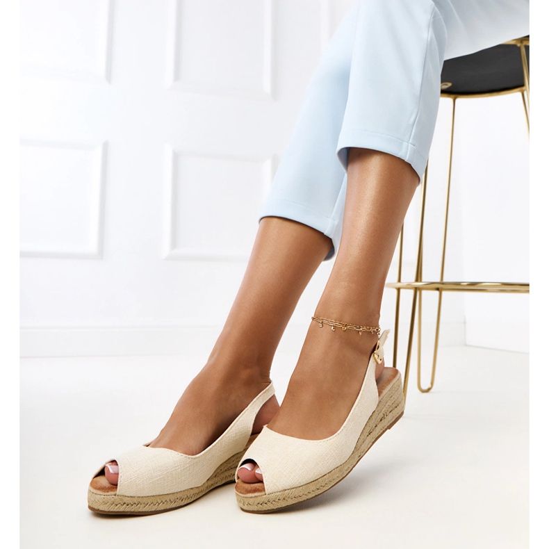 Bež sandale Espadrilles na klinu Nevarez 2
