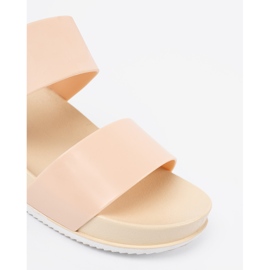 SHELOVET Udobne bež papuče 1