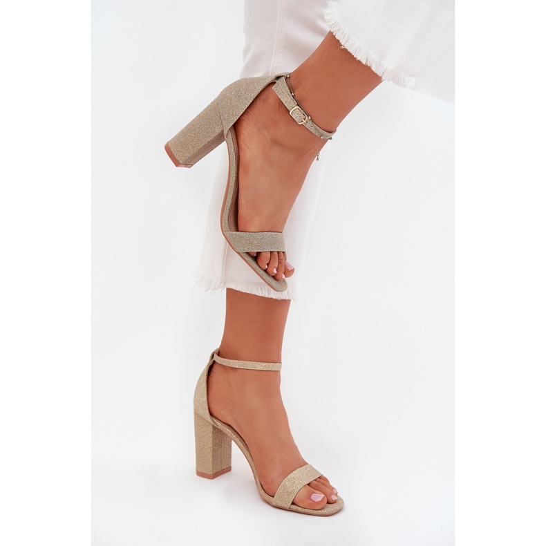 Boto Sjajne ženske sandale na Zlatnoj Kavini zlatni 2