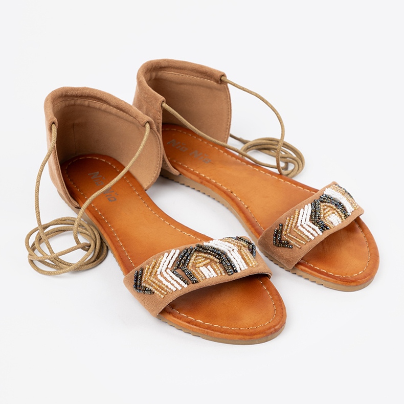 Shelvt Smeđi Rumunji s šarenim perlama smeđa 1