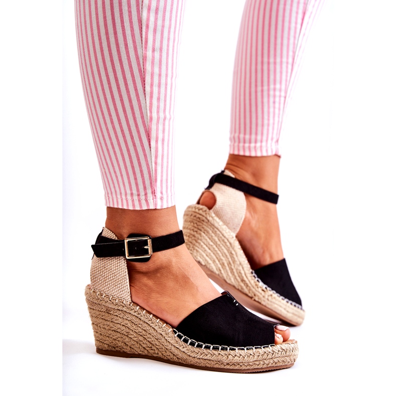 Udobne ženske sandale na klin crne Dellia crna 2