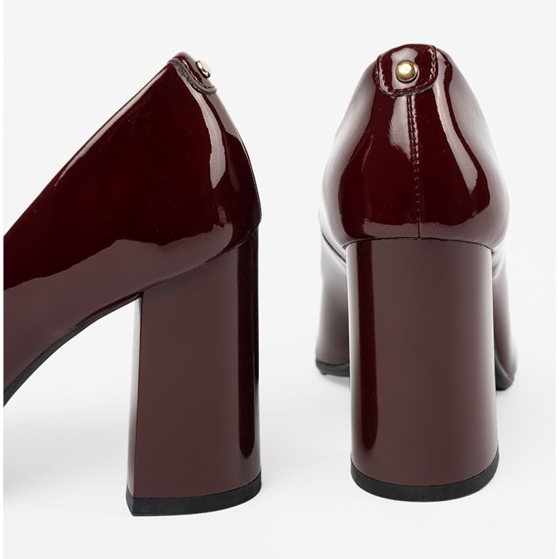 Shelvt Lakirane pumpe na burgundskom postu crvena 2