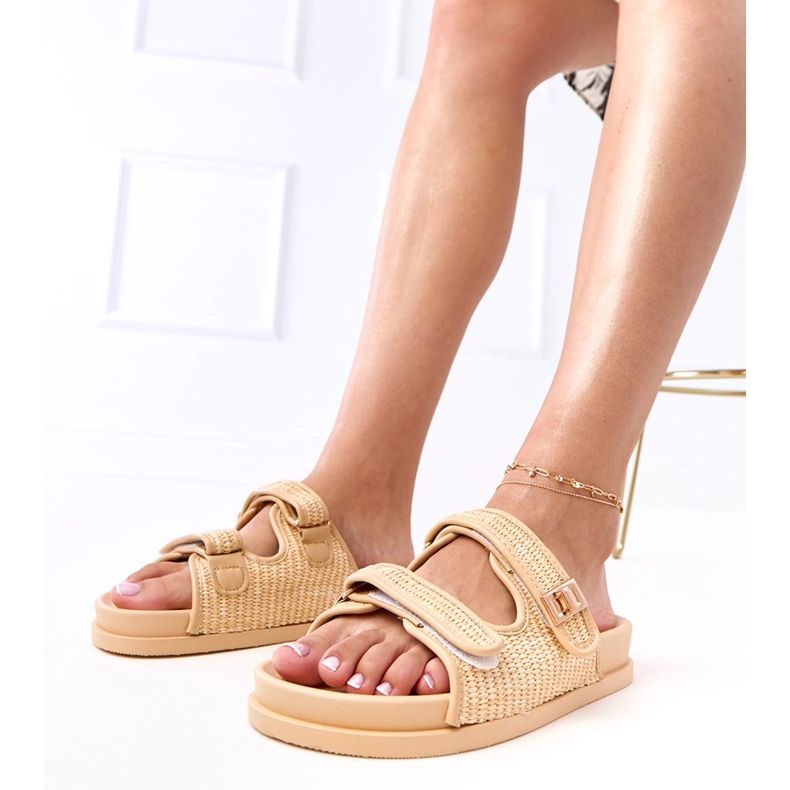 Smeđi zaklopke od kukiča smeđa 1