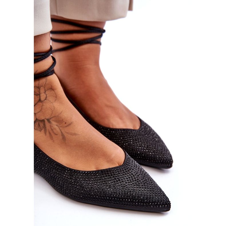 Ženske balerinke na vezanje ukrašene nitnama Black Jange crna 3