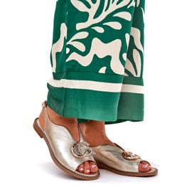 Laura Messi Kožne sandale s ravnim ukidanjem s ukrasom Laure Messi 2865 Zlotys zlatni 1