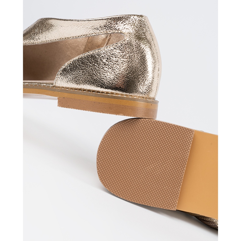 Goodin Zlatne ženske sandale s izrezima zlatna 1